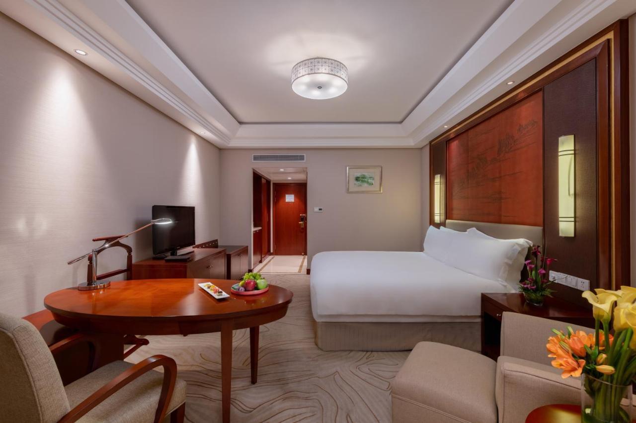 Sofitel Hangzhou Westlake - Few Steps To West Lake, With Panoramic Lake View Terrace Exterior foto
