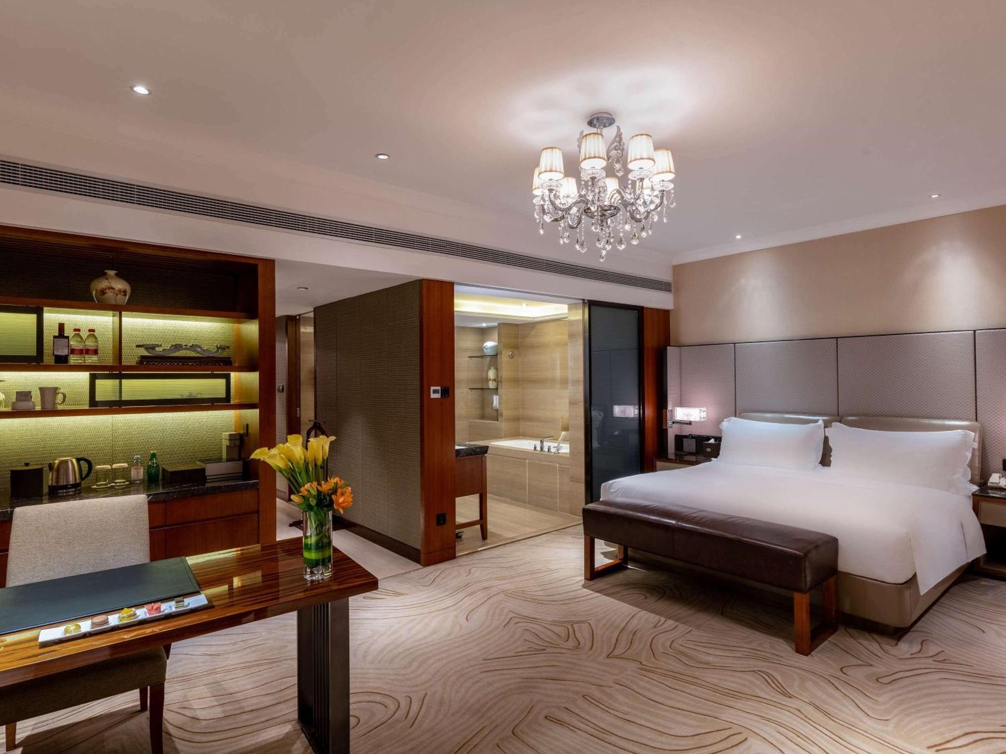 Sofitel Hangzhou Westlake - Few Steps To West Lake, With Panoramic Lake View Terrace Exterior foto
