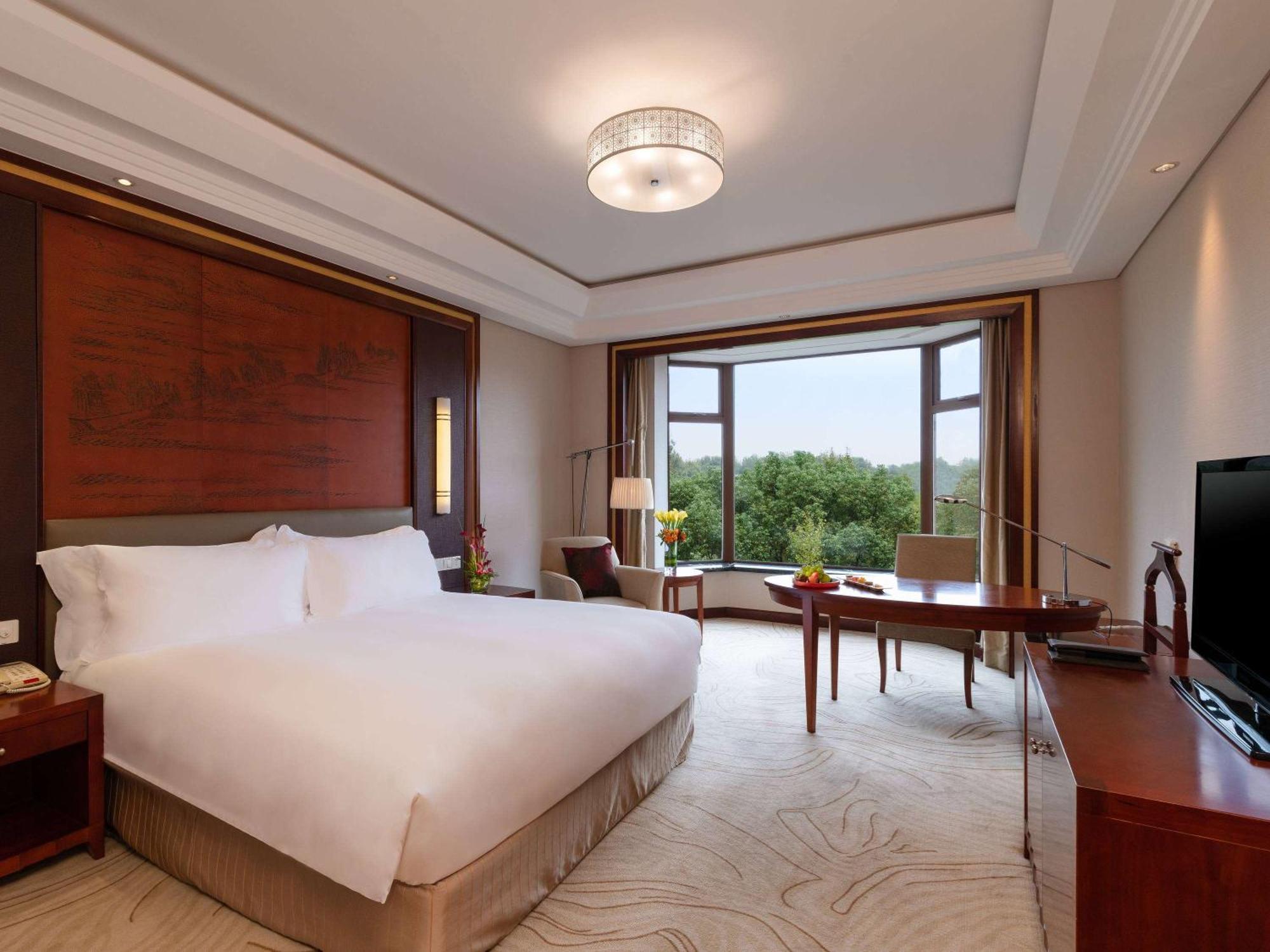 Sofitel Hangzhou Westlake - Few Steps To West Lake, With Panoramic Lake View Terrace Exterior foto